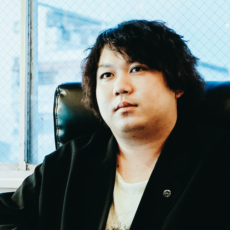 森川 峻輔